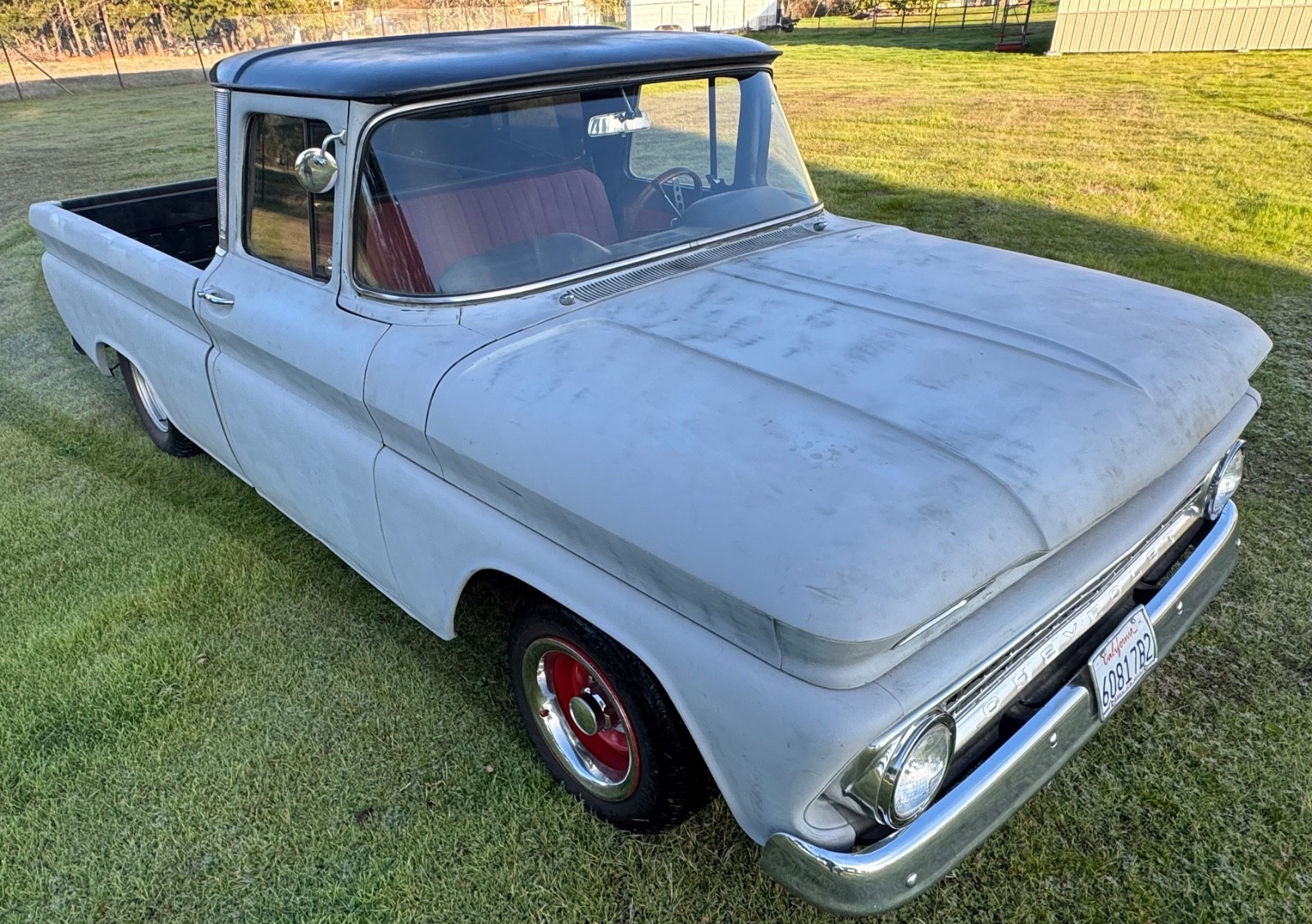 Chevrolet-C-10-1961-Standard-Cab-Pickup-2