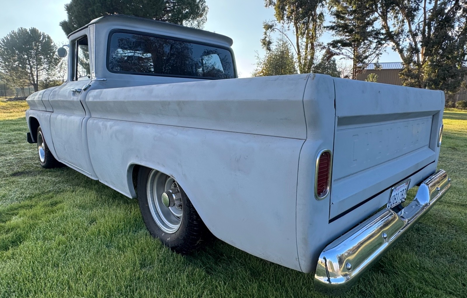 Chevrolet-C-10-1961-Standard-Cab-Pickup-8