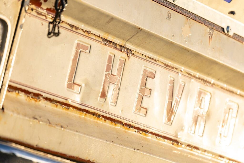 Chevrolet-C-10-1964-Pickup-Truck-31