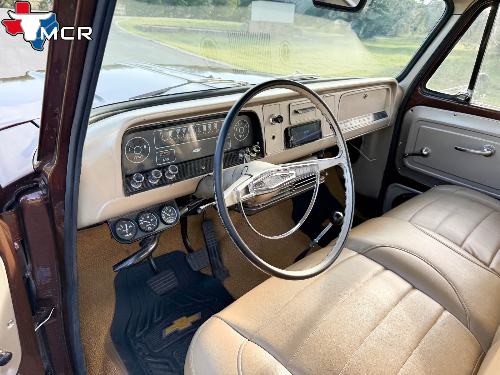 Chevrolet-C-10-1964-Standard-Cab-Pickup-23