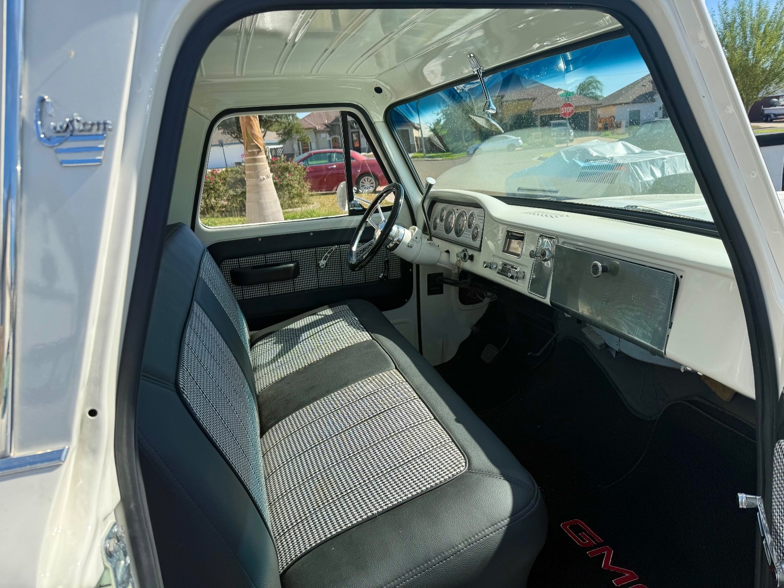 Chevrolet-C-10-1965-10