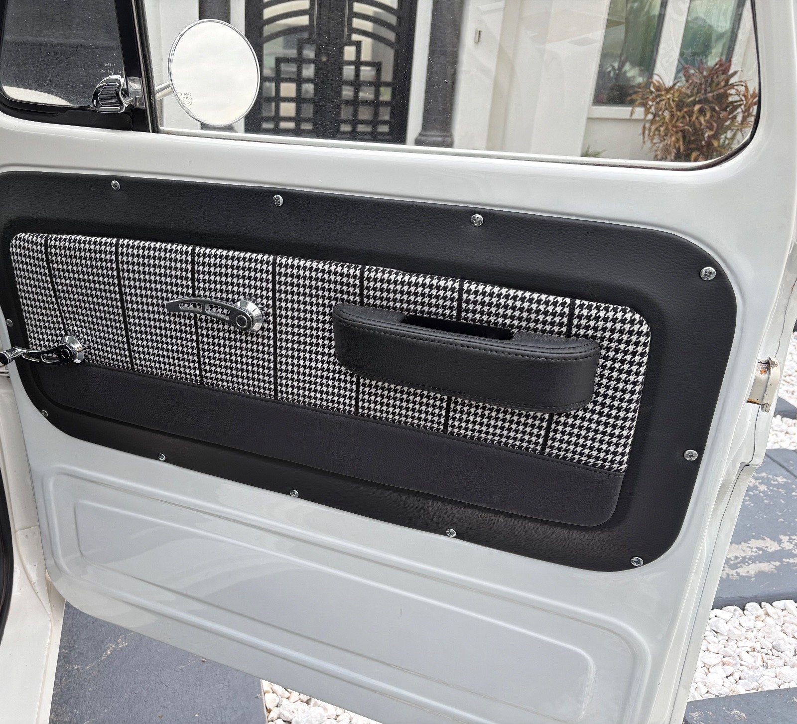 Chevrolet-C-10-1965-13