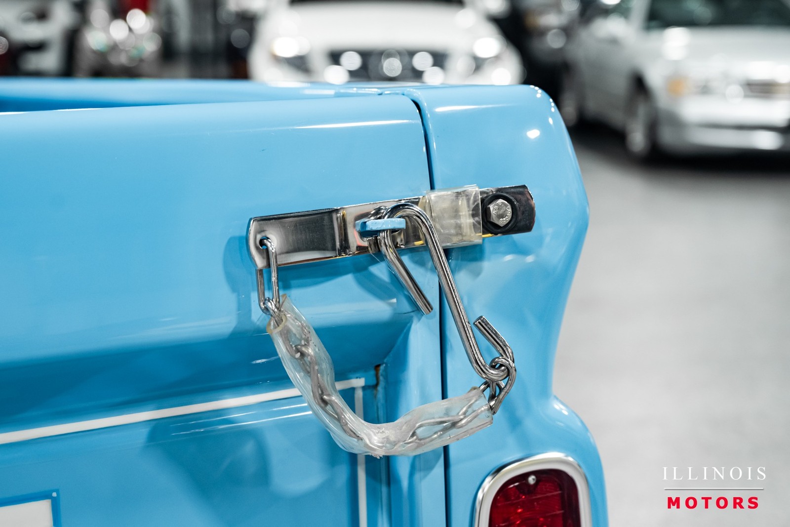 Chevrolet-C-10-1966-Truck-17