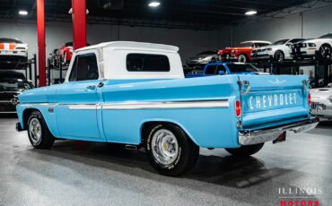 Chevrolet-C-10-1966-Truck-2