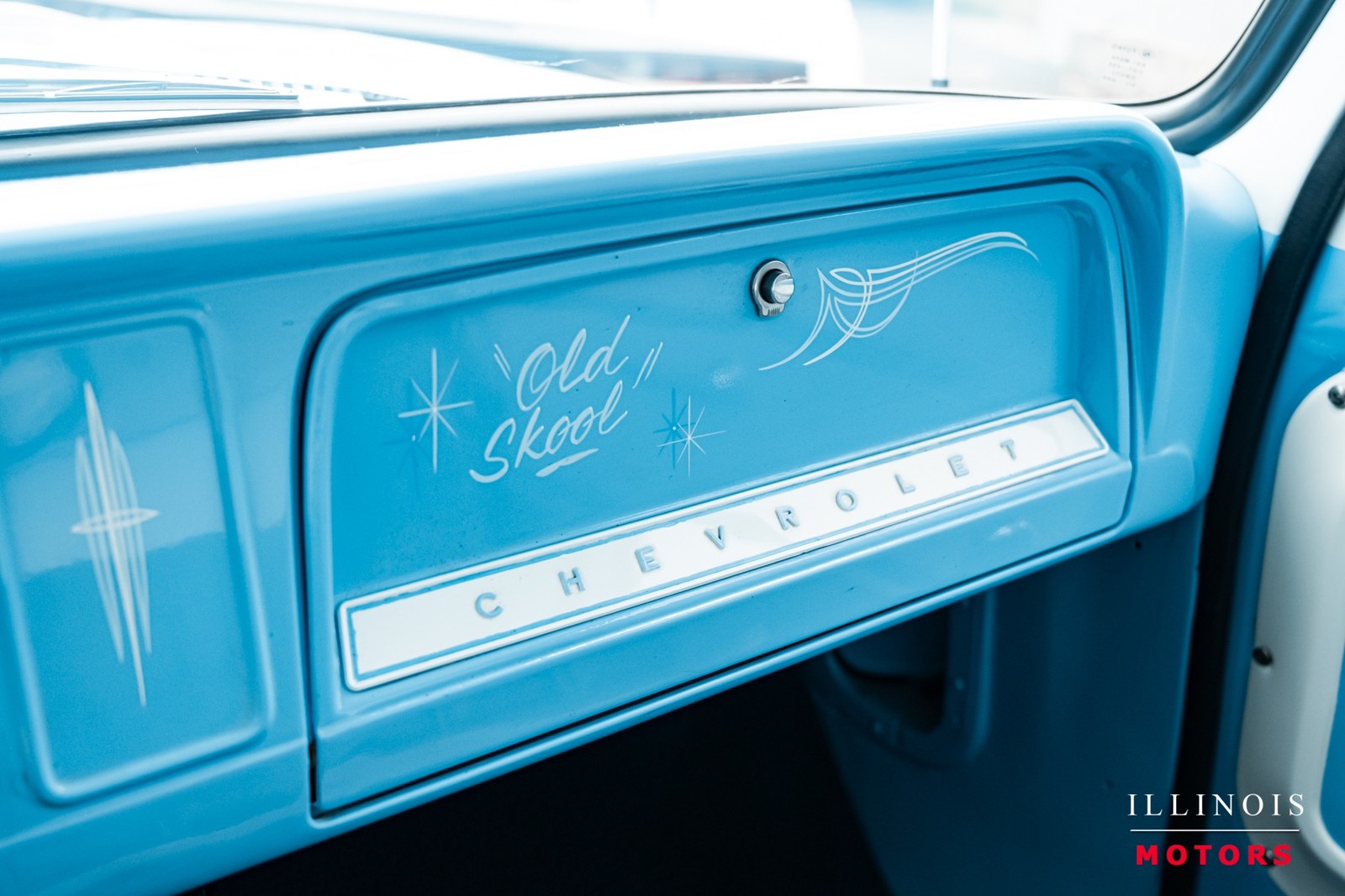 Chevrolet-C-10-1966-Truck-24