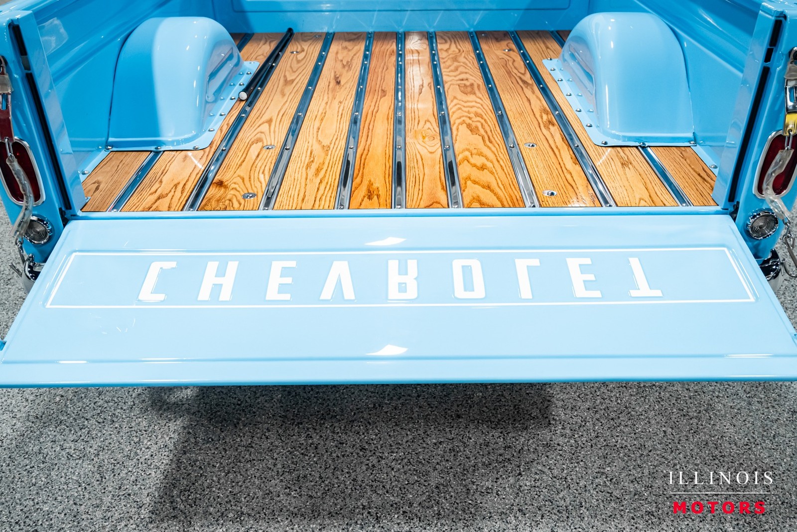 Chevrolet-C-10-1966-Truck-27