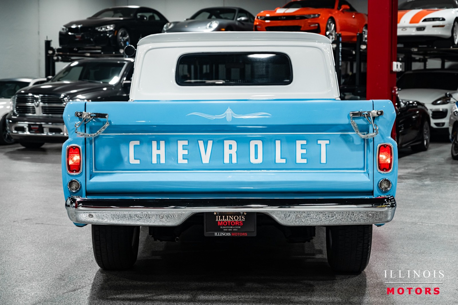 Chevrolet-C-10-1966-Truck-3