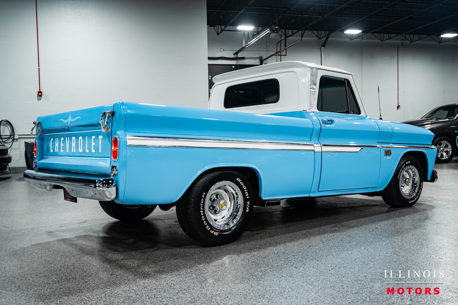 Chevrolet-C-10-1966-Truck-4