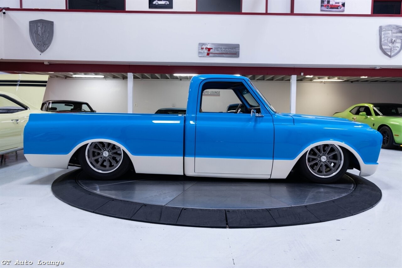 Chevrolet-C-10-1967-Truck-3