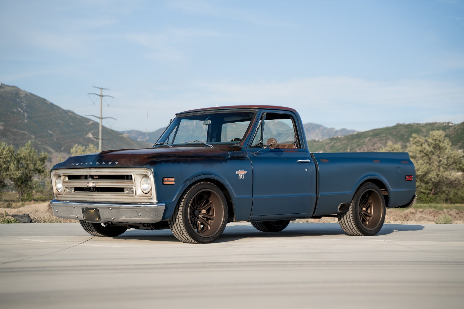 Chevrolet-C-10-1968-Truck-1
