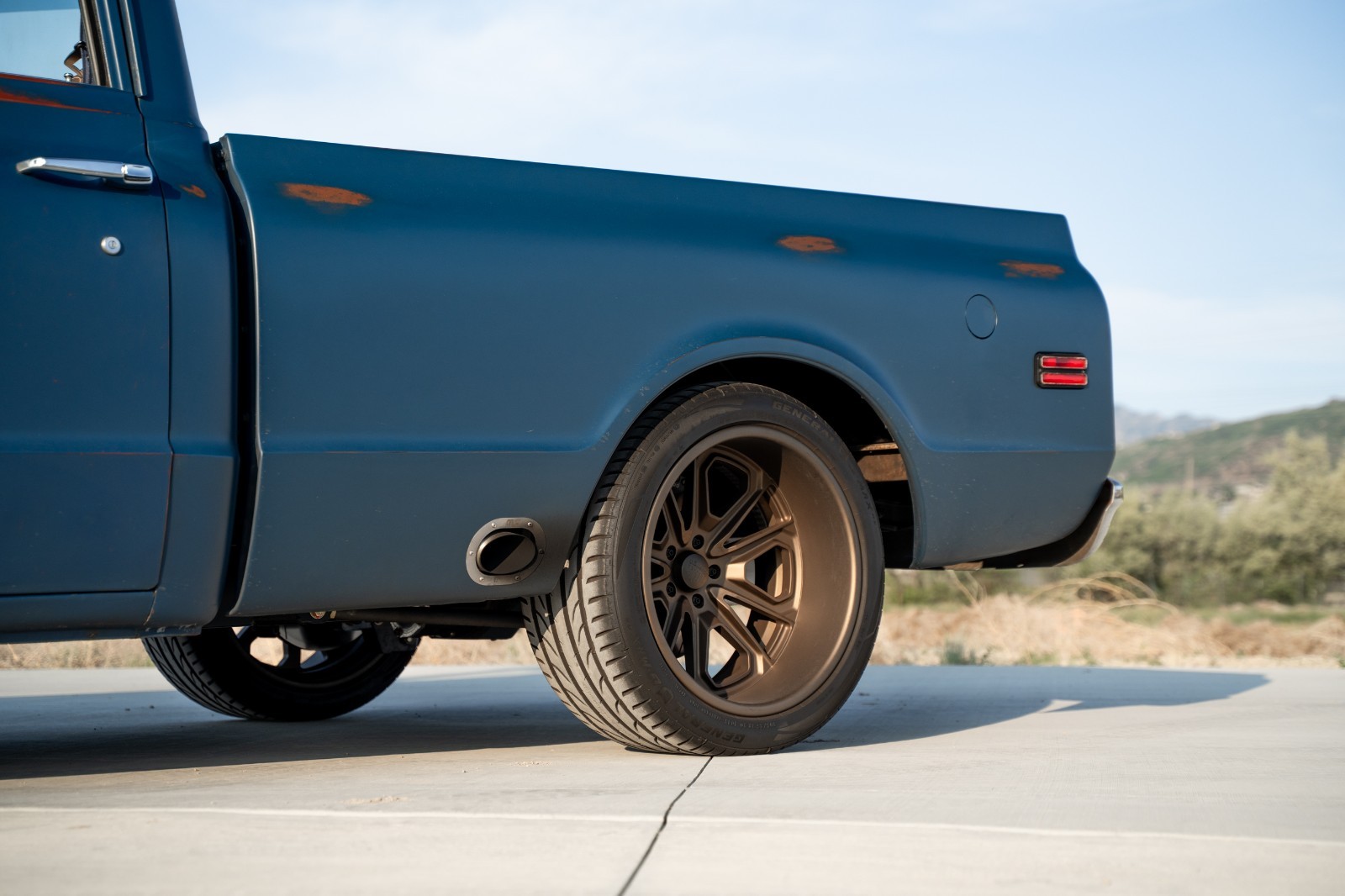 Chevrolet-C-10-1968-Truck-7