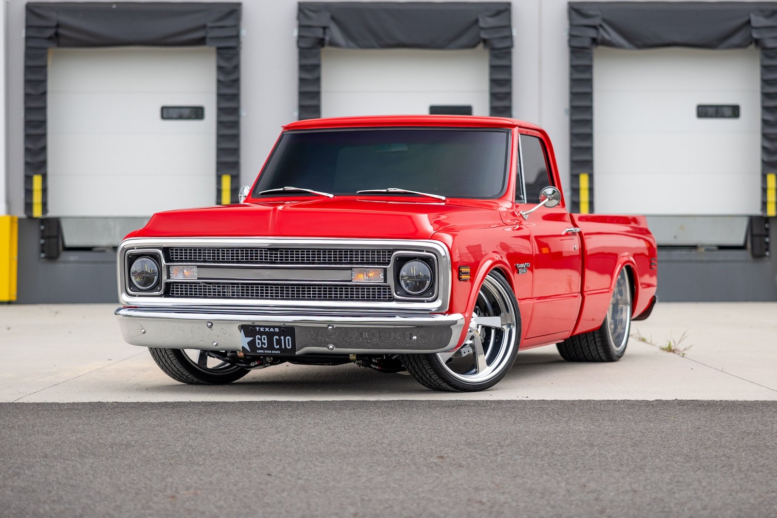 Chevrolet-C-10-1969-Pickup-Truck-3