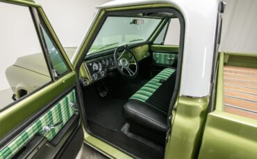 Chevrolet-C-10-1972-Pickup-Truck-1