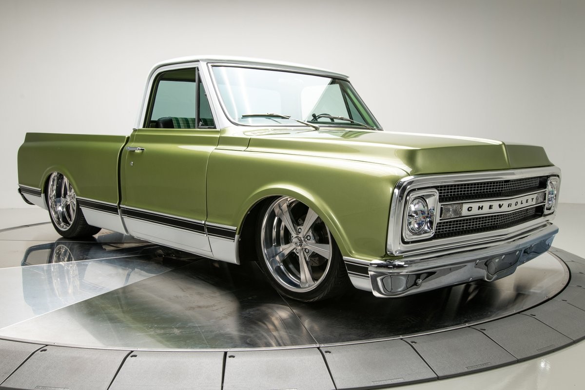 Chevrolet-C-10-1972-Pickup-Truck-12