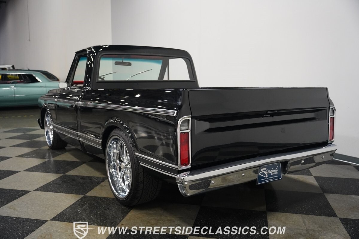 Chevrolet-C-10-1972-Pickup-Truck-12