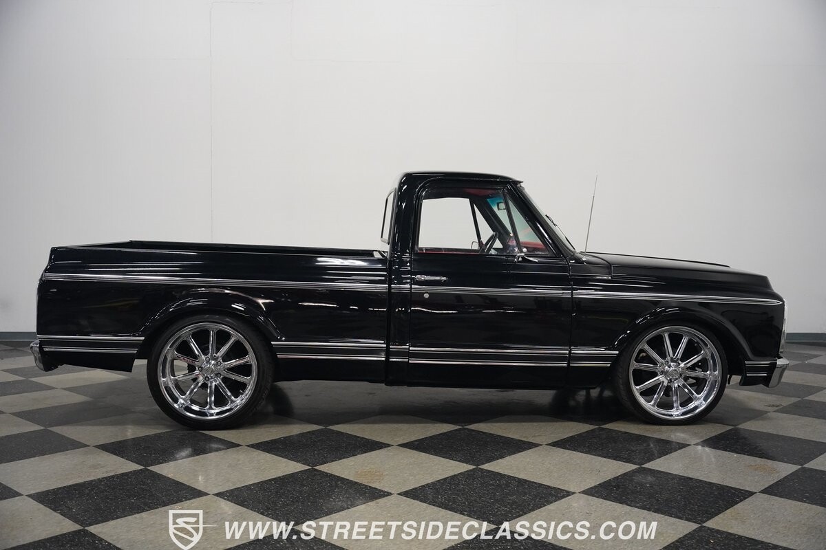 Chevrolet-C-10-1972-Pickup-Truck-17