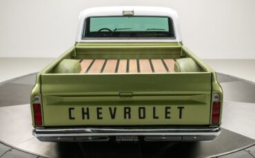 Chevrolet-C-10-1972-Pickup-Truck-18