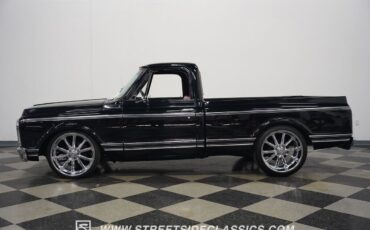 Chevrolet-C-10-1972-Pickup-Truck-2