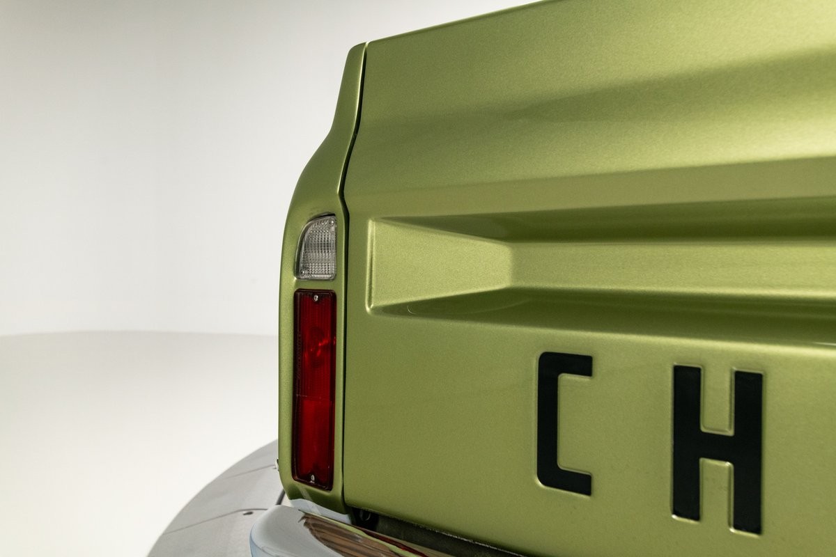 Chevrolet-C-10-1972-Pickup-Truck-21