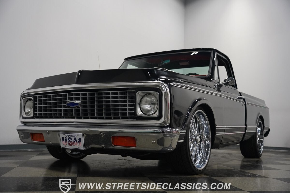 Chevrolet-C-10-1972-Pickup-Truck-25