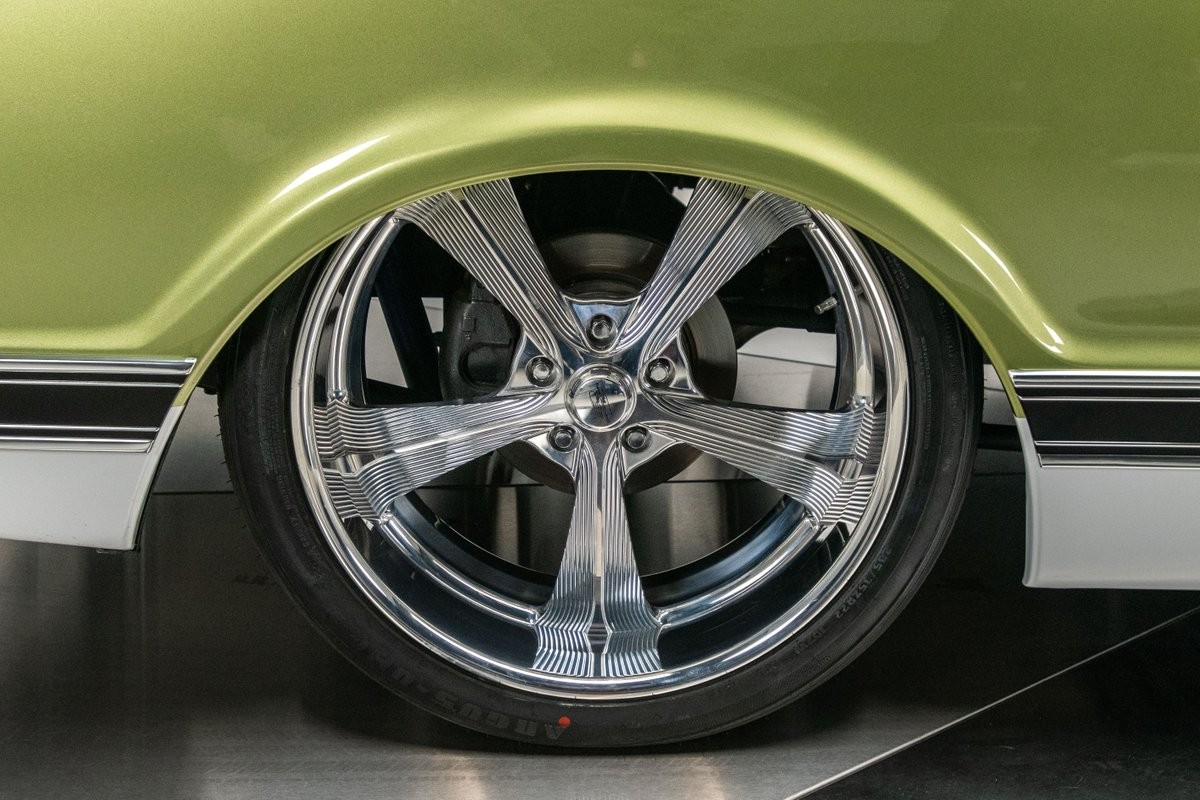 Chevrolet-C-10-1972-Pickup-Truck-32