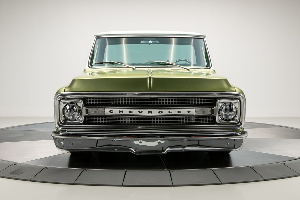 Chevrolet-C-10-1972-Pickup-Truck-7