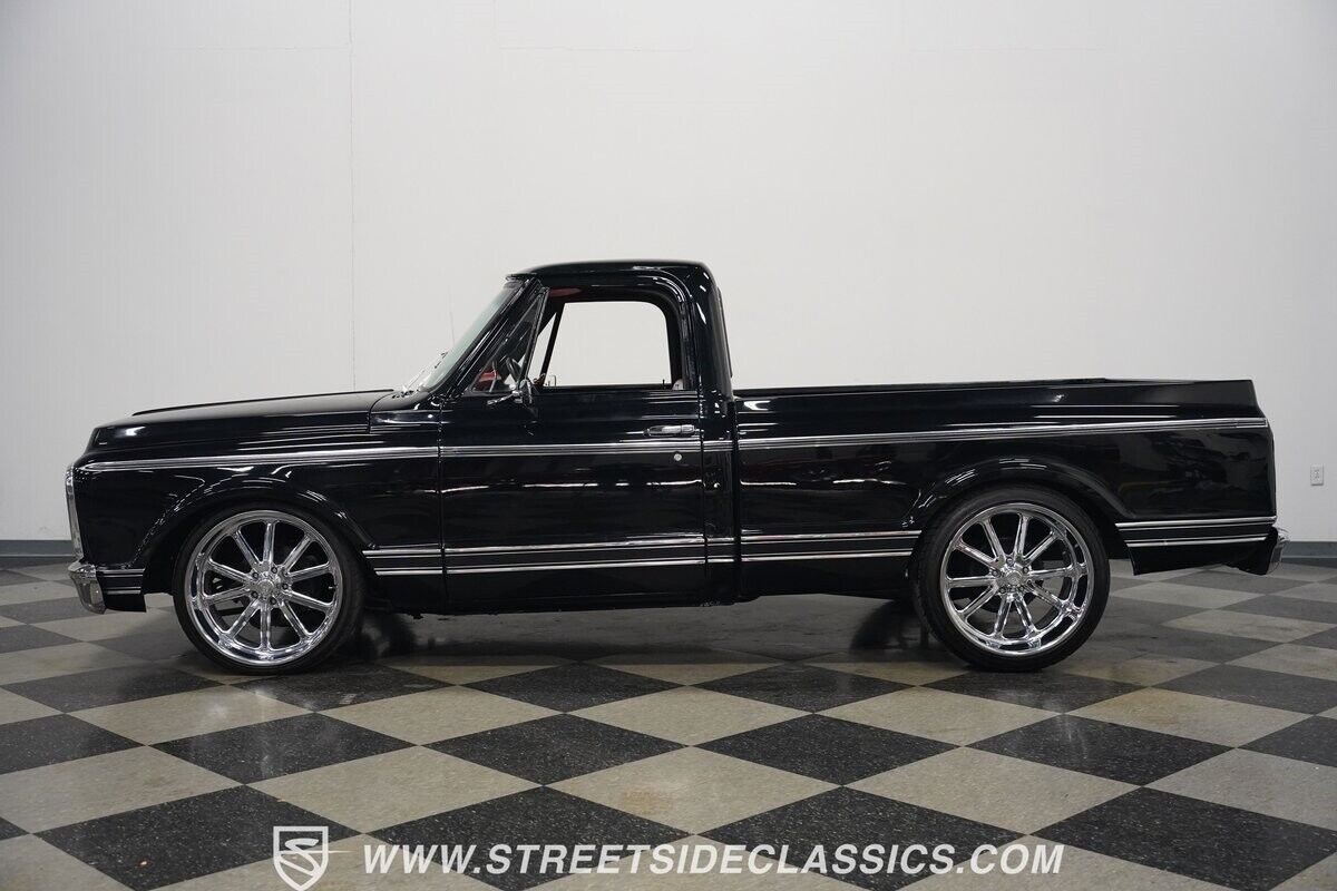 Chevrolet-C-10-1972-Pickup-Truck-9