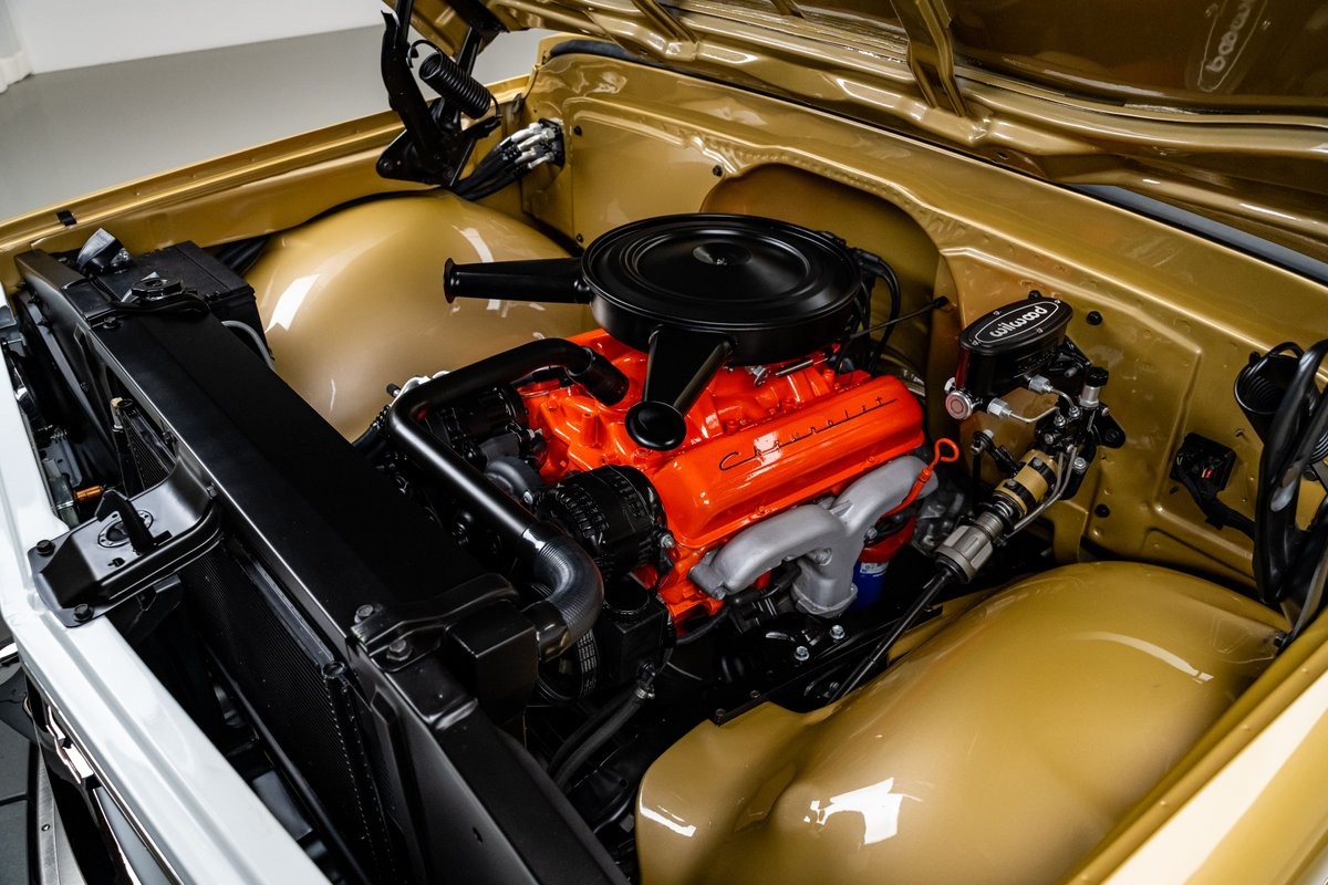 Chevrolet-C-10-1972-Truck-1