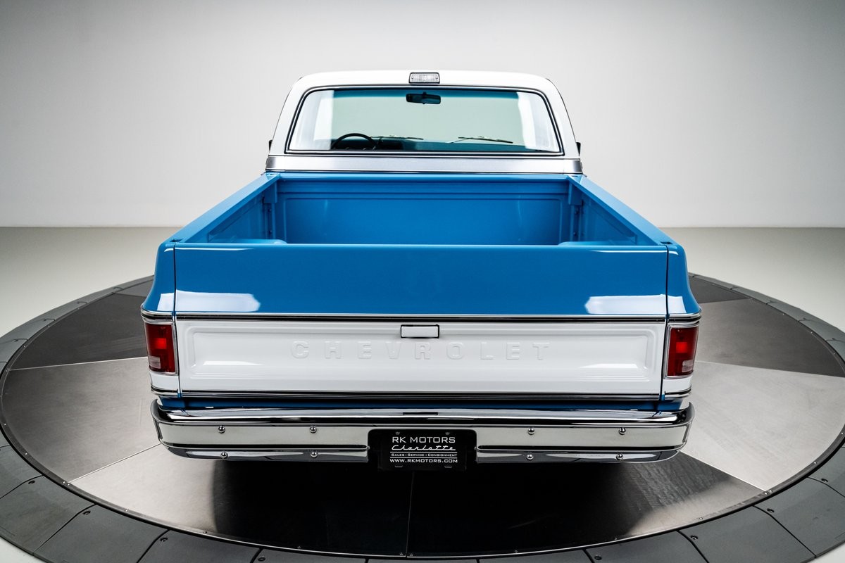 Chevrolet-C-10-1973-Pickup-Truck-16