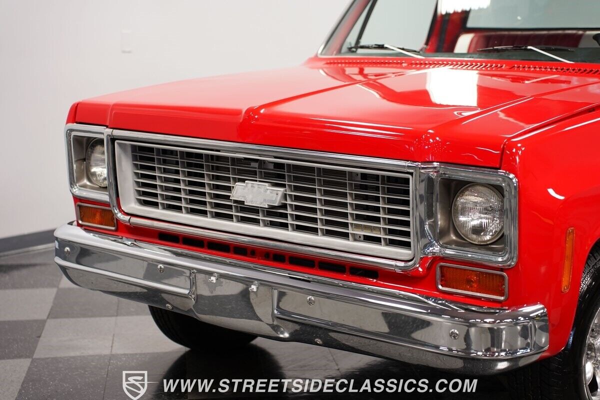Chevrolet-C-10-1973-Pickup-Truck-19