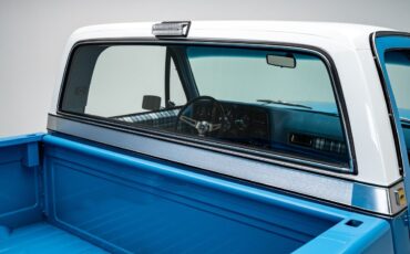 Chevrolet-C-10-1973-Pickup-Truck-19