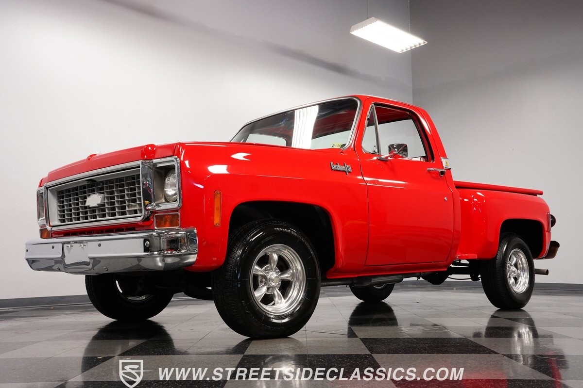 Chevrolet-C-10-1973-Pickup-Truck-21