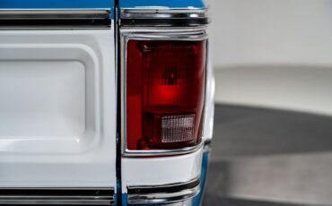 Chevrolet-C-10-1973-Pickup-Truck-21