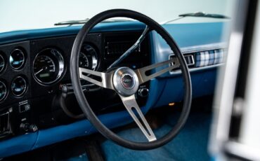 Chevrolet-C-10-1973-Pickup-Truck-3