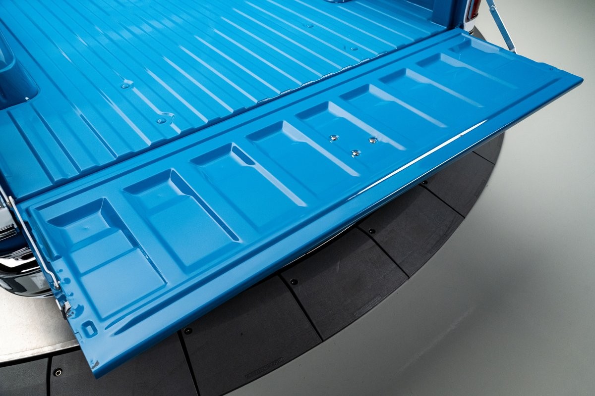 Chevrolet-C-10-1973-Pickup-Truck-33