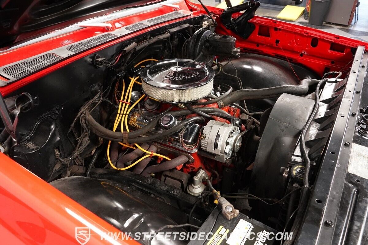 Chevrolet-C-10-1973-Pickup-Truck-35