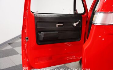 Chevrolet-C-10-1973-Pickup-Truck-37