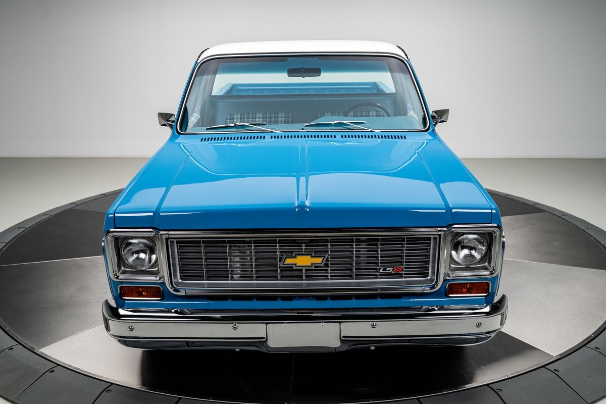 Chevrolet-C-10-1973-Pickup-Truck-6