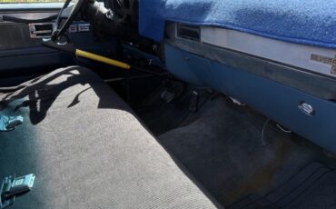 Chevrolet-C-10-1975-Pickup-Truck-4