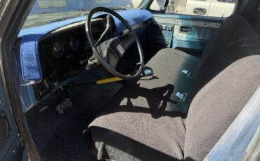 Chevrolet-C-10-1975-Pickup-Truck-7