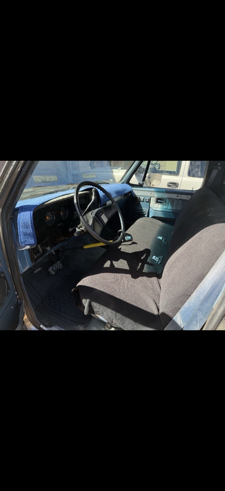 Chevrolet-C-10-1975-Pickup-Truck-7