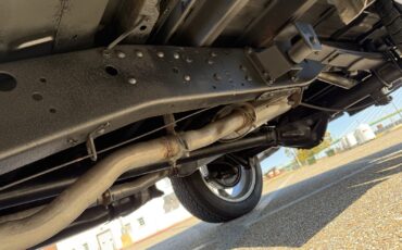 Chevrolet-C-10-1976-Standard-Cab-Pickup-12