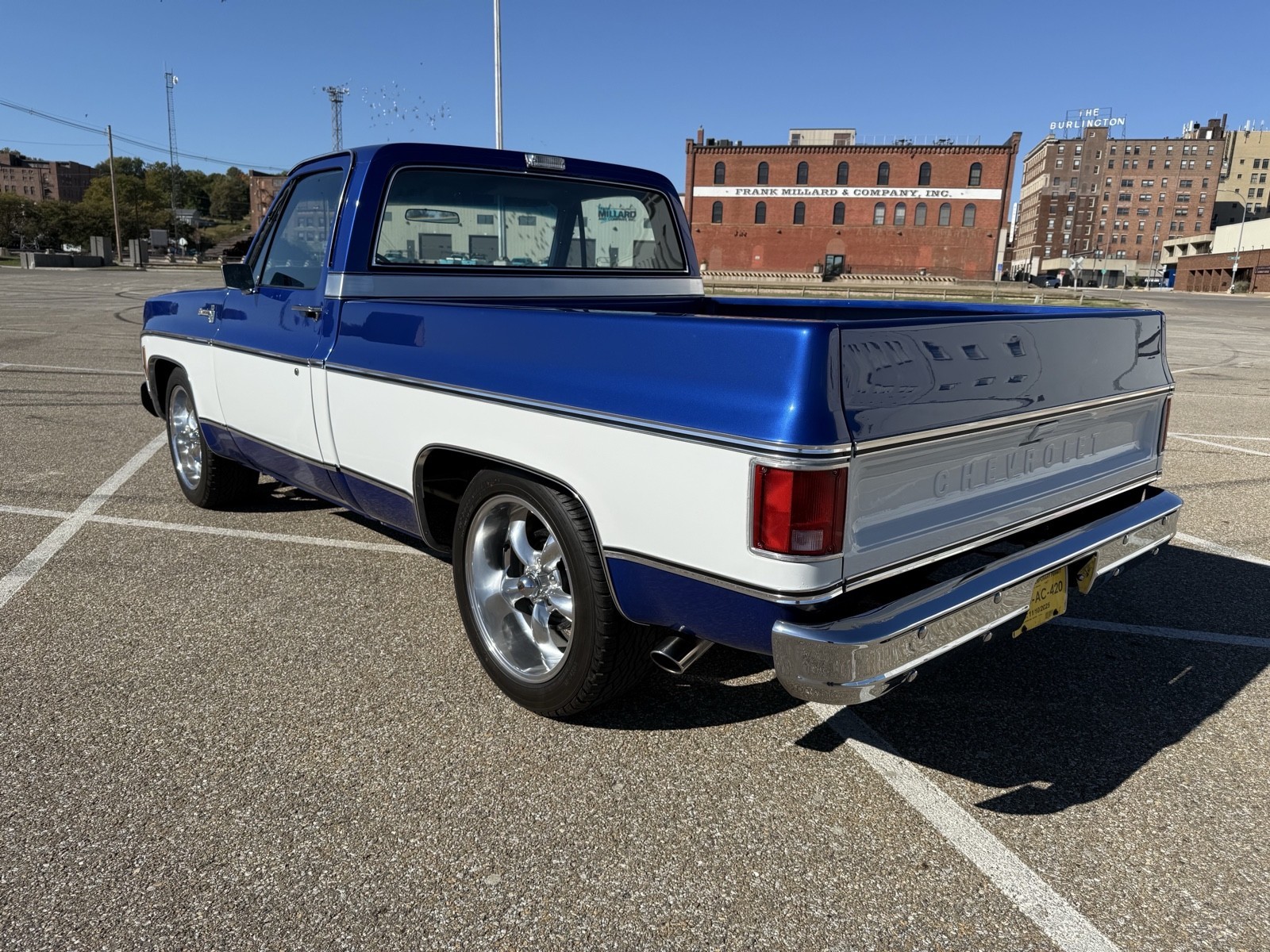 Chevrolet-C-10-1976-Standard-Cab-Pickup-5