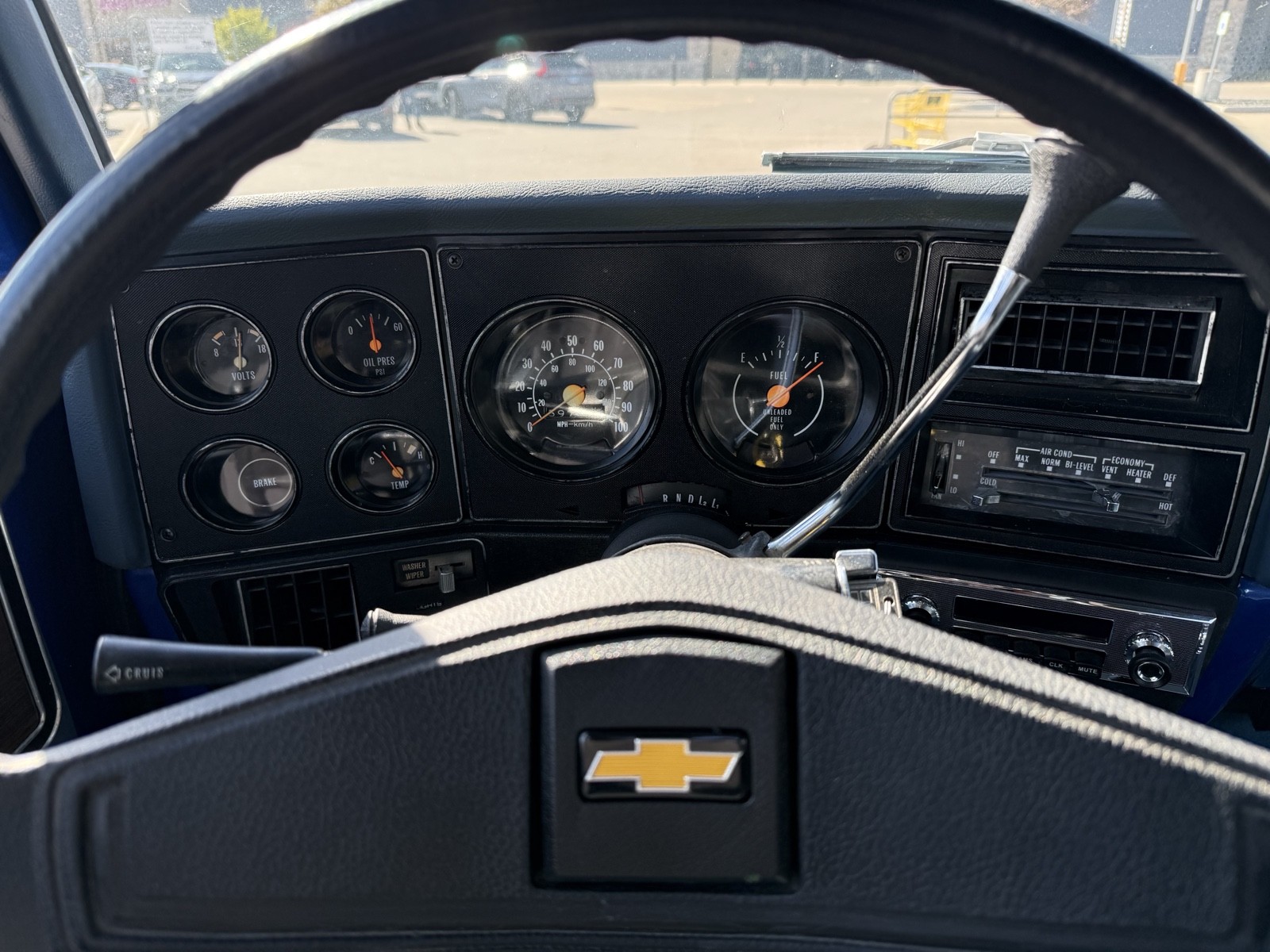 Chevrolet-C-10-1976-Standard-Cab-Pickup-9