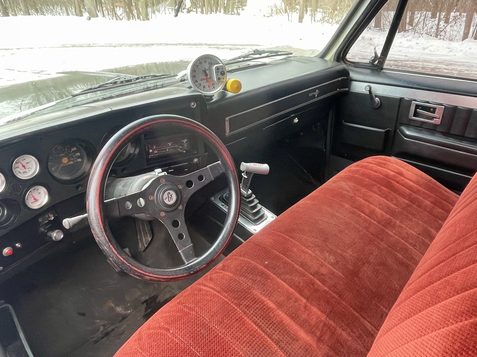 Chevrolet-C-10-1981-Standard-Cab-Pickup-1