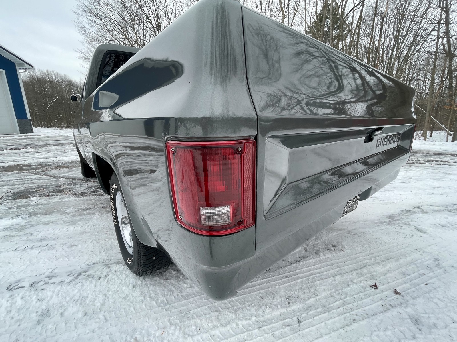 Chevrolet-C-10-1981-Standard-Cab-Pickup-18