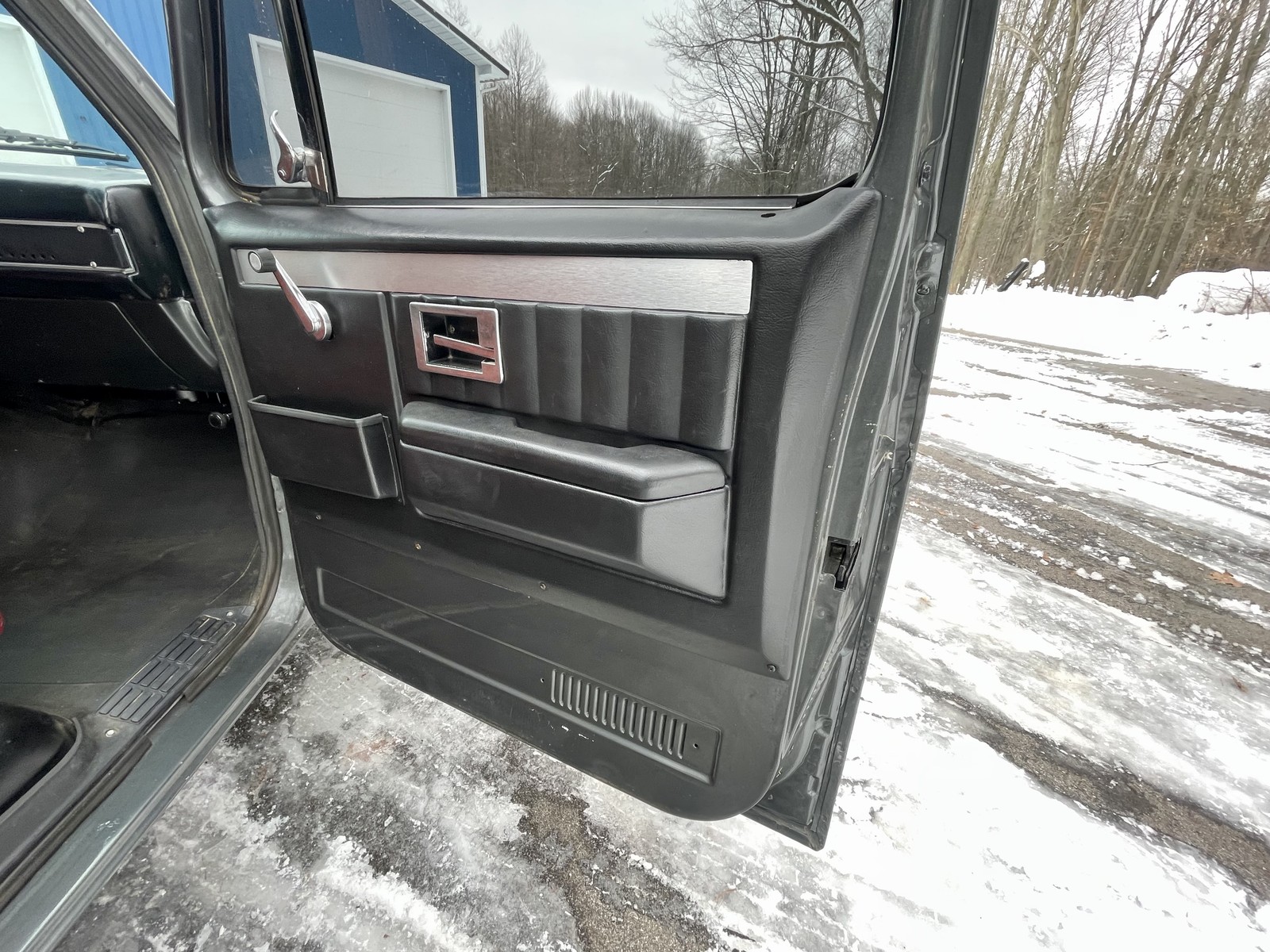 Chevrolet-C-10-1981-Standard-Cab-Pickup-26