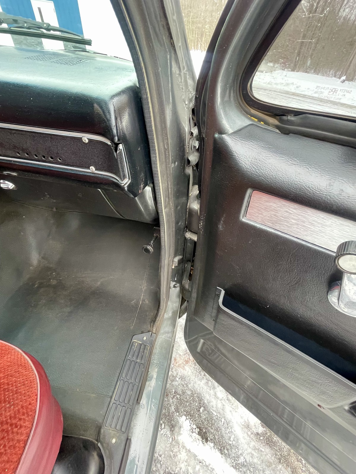 Chevrolet-C-10-1981-Standard-Cab-Pickup-29