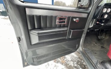 Chevrolet-C-10-1981-Standard-Cab-Pickup-32