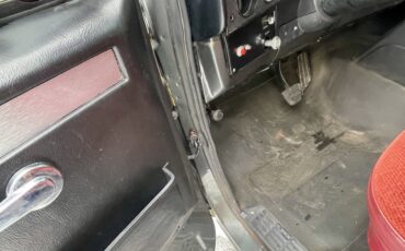 Chevrolet-C-10-1981-Standard-Cab-Pickup-35